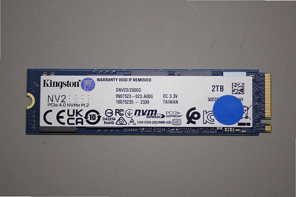 Kingston NV2 2TB 2280 M.2 NVMe SSD | PCIe 4.0 (SNV2S/2000G) 90-99% Health