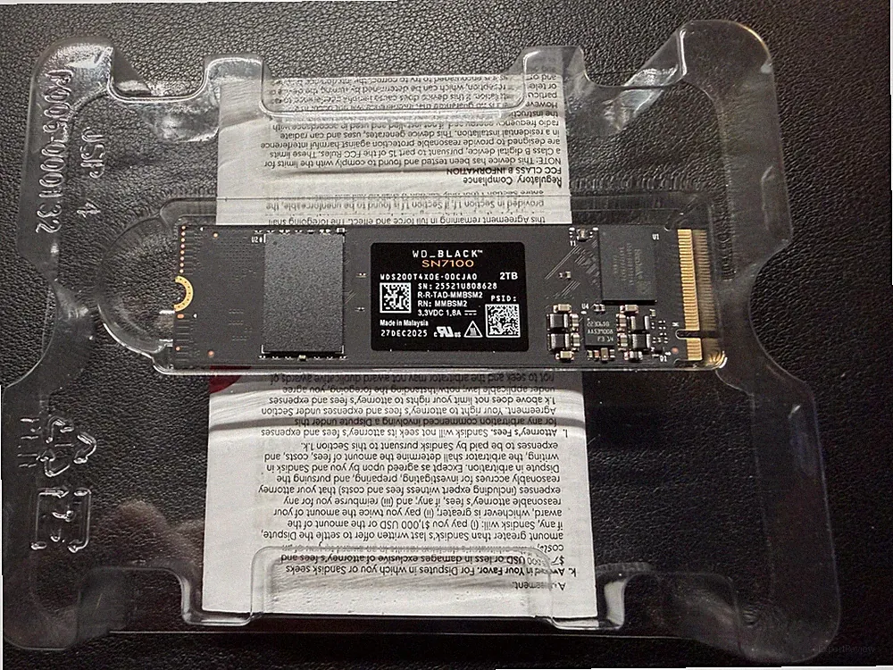 WD_Black SN7100 2TB NVMe SSD Gen4 PCIe M.2 2280 Up to 7,250 MB/s - 0GB, 0 hours